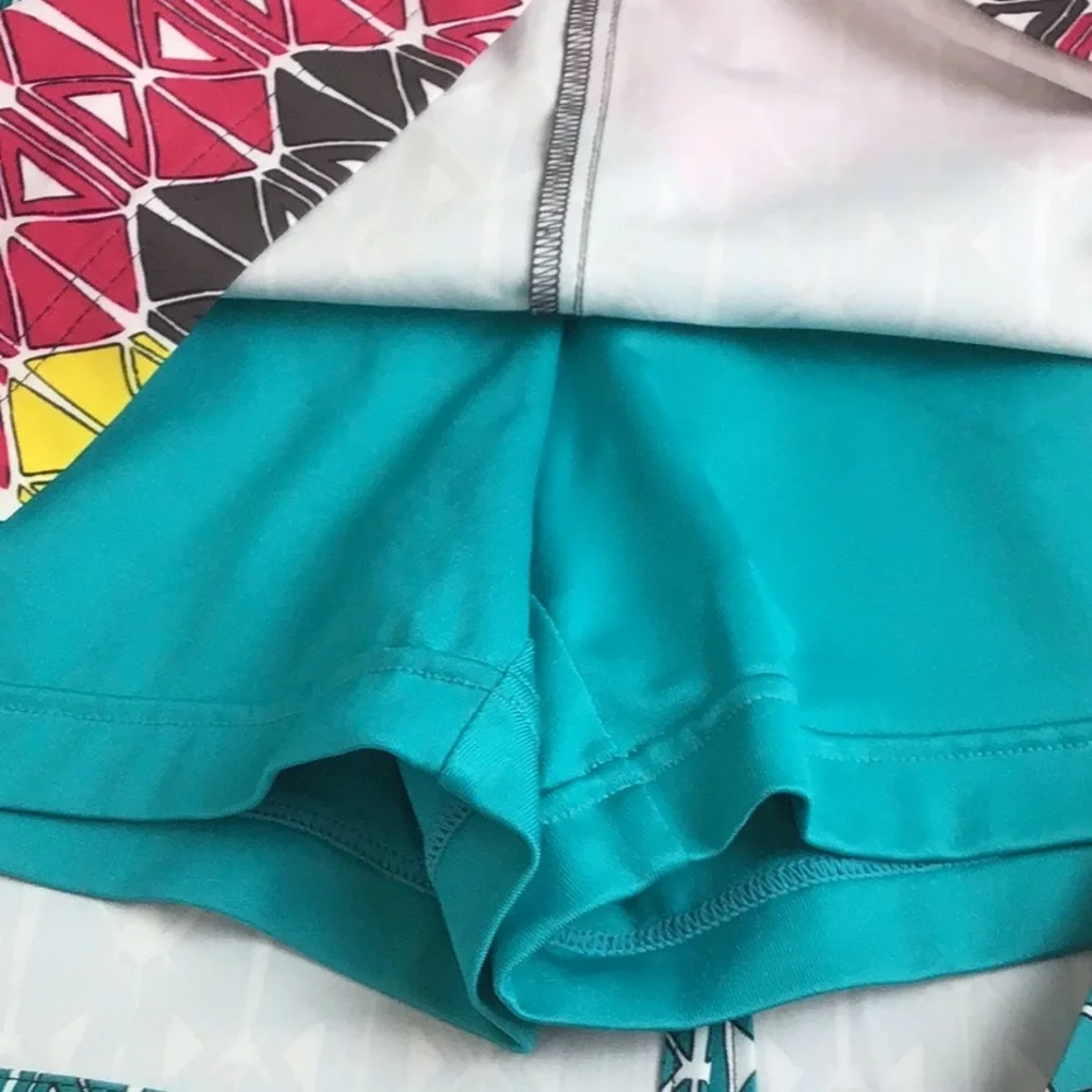 Slazenger Women’s Athletic Skort Skirt Multicolored Geometric Size 6 EUC